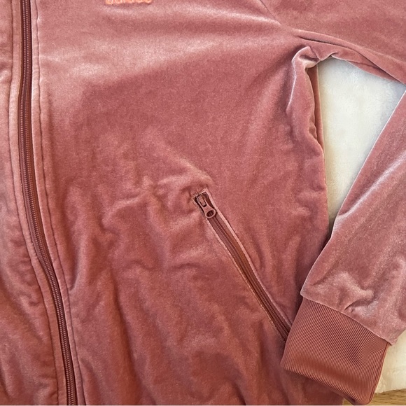 Adidas Women’s Velour Velvet Vibes Track Jacket Sz M pink soft logo fall casual - Picture 5 of 10